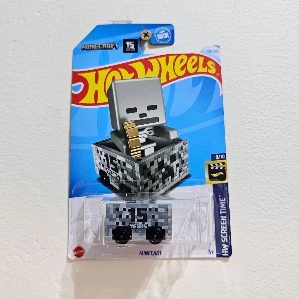 Hotwheels Mincraft Mine Cart